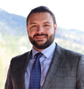 HR Administration Portrait von Sandro Tomic, Inhaber x-terna Unternehmen externa & ixterna